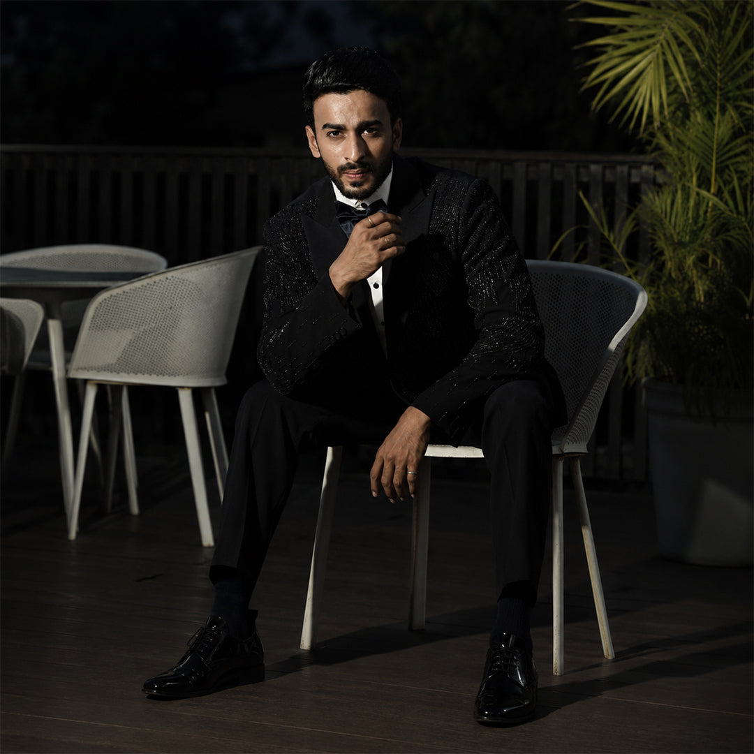 Blue Embroidery Tuxedo With Notch Lapel